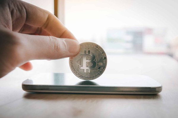 Comment sécuriser les transactions financières en utilisant des techniques de cryptographie avancées?